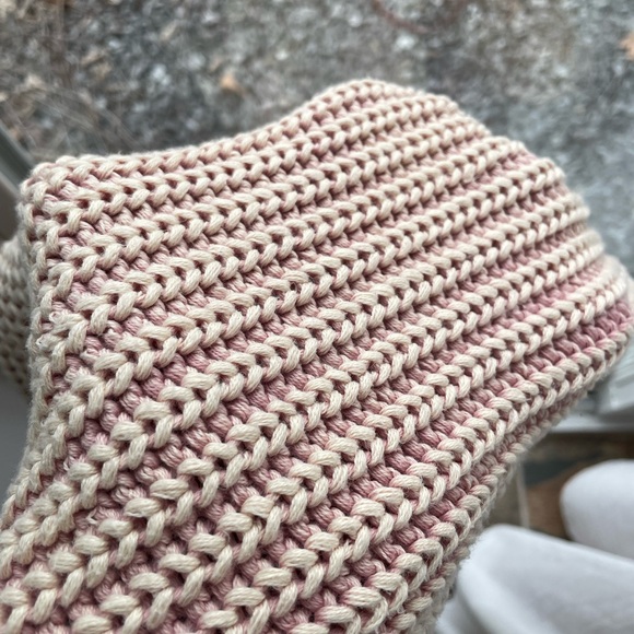 ☮️ PTP 18-19” Boho Free People vest or top knit - Picture 7 of 10